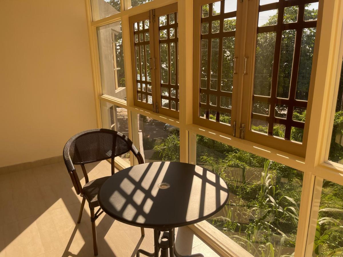 Gala Beach Self-Catering Glacis  Extérieur photo